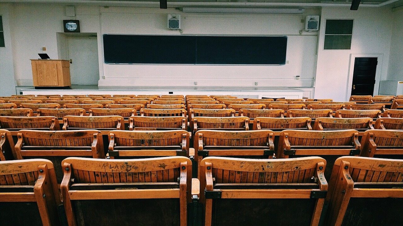 Guide to Understanding Continuing Education for Nurses